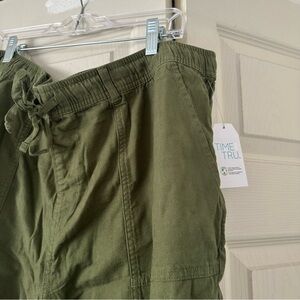 NWT Time and Tru Green Cargo Pants XL